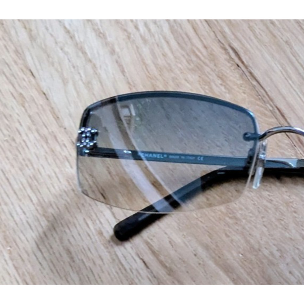 Vintage Chanel Sunglasses Womens Rimless Lens Crystal CC Logo Italy Y2K Eyewear - Picture 13 of 16